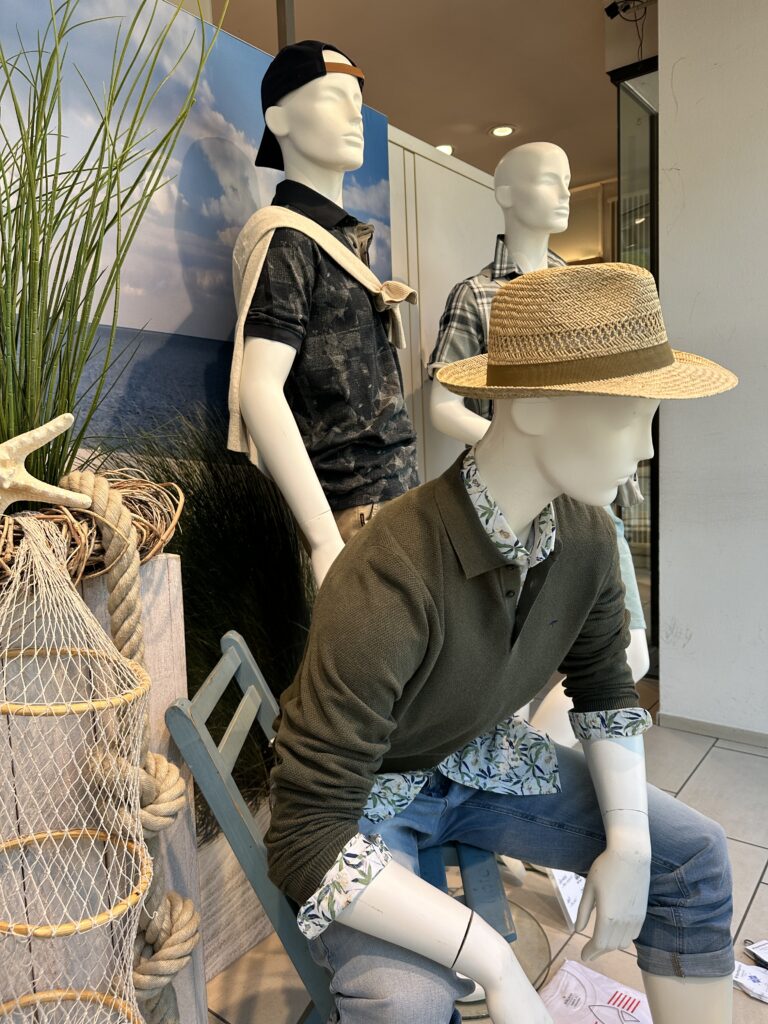 HAPPY WEEKS ☀️🛍️